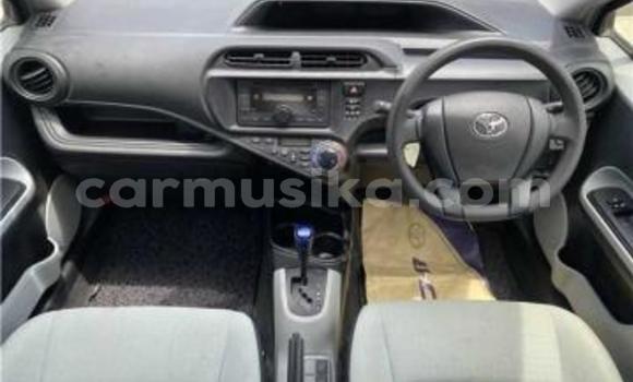 Tenga Tsaru Toyota Aqua Bhuruu Mota in Beitbridge in Matabeleland South Tenga Tsaru Toyota Aqua Bhuruu Mota in Beitbridge in Matabeleland South