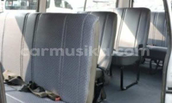 Tenga Tsaru Toyota Hiace Chena Mota in Beitbridge in Matabeleland South Tenga Tsaru Toyota Hiace Chena Mota in Beitbridge in Matabeleland South