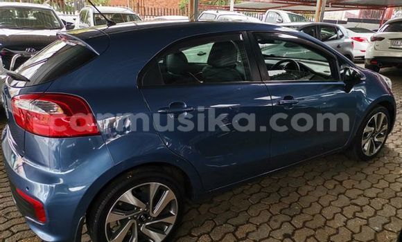 Nunua Ilio tumika Kia Rio Bluu Gari ndani ya Beitbridge nchini Matabeleland Kusini Nunua Ilio tumika Kia Rio Bluu Gari ndani ya Beitbridge nchini Matabeleland Kusini