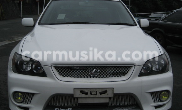 Tenga Tsaru Toyota Altezza Chena Mota in Beitbridge in Matabeleland South Tenga Tsaru Toyota Altezza Chena Mota in Beitbridge in Matabeleland South