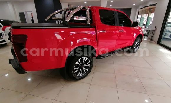 Buy Used Isuzu KB Red Car in Gweru in Midlands Buy Used Isuzu KB Red Car in Gweru in Midlands