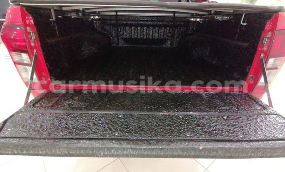 Buy Used Isuzu KB Red Car in Gweru in Midlands Buy Used Isuzu KB Red Car in Gweru in Midlands