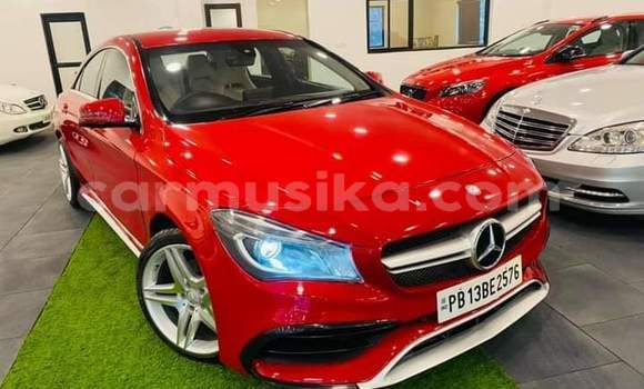 Tenga Tsaru Mercedes‒Benz AMG GLC Coupe Tsvuku Mota in Beitbridge in Matabeleland South