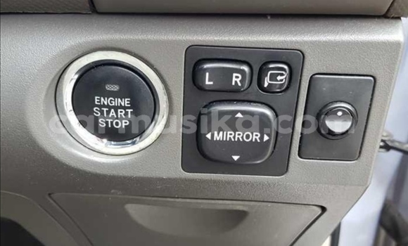 Nunua Ilio tumika Toyota Vitz Beige Gari ndani ya Beitbridge nchini Matabeleland Kusini Nunua Ilio tumika Toyota Vitz Beige Gari ndani ya Beitbridge nchini Matabeleland Kusini