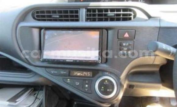 Buy Used Toyota Aqua White Car in Beitbridge in Matabeleland South Buy Used Toyota Aqua White Car in Beitbridge in Matabeleland South