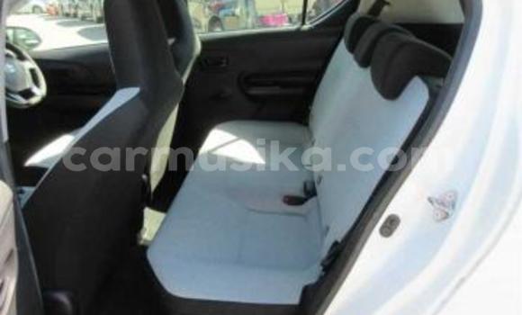 Buy Used Toyota Aqua White Car in Beitbridge in Matabeleland South Buy Used Toyota Aqua White Car in Beitbridge in Matabeleland South