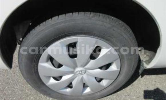 Buy Used Toyota Aqua White Car in Beitbridge in Matabeleland South Buy Used Toyota Aqua White Car in Beitbridge in Matabeleland South