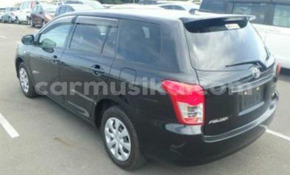 Nunua Ilio tumika Toyota Corolla Nyeusi Gari ndani ya Beitbridge nchini Matabeleland Kusini Nunua Ilio tumika Toyota Corolla Nyeusi Gari ndani ya Beitbridge nchini Matabeleland Kusini