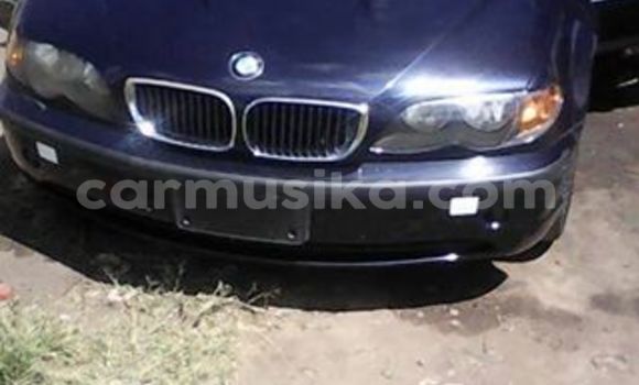 Nunua Ilio tumika BMW 3–Series Nyeusi Gari ndani ya Alexandra Park nchini Harare