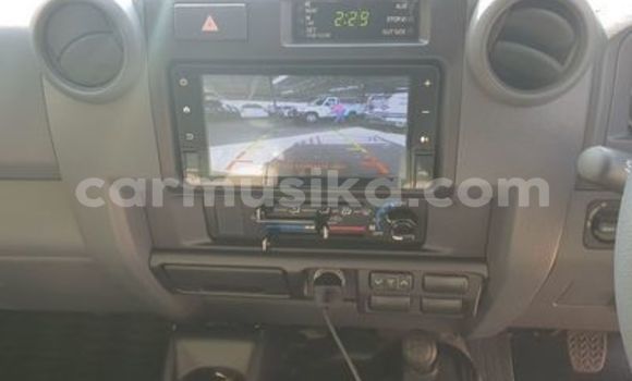 Buy Used Toyota Land Cruiser White Car in Beitbridge in Matabeleland South Buy Used Toyota Land Cruiser White Car in Beitbridge in Matabeleland South