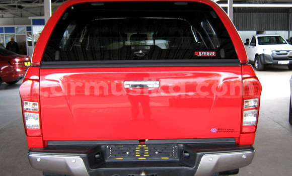 Buy Used Isuzu KB Red Car in Beitbridge in Matabeleland South Buy Used Isuzu KB Red Car in Beitbridge in Matabeleland South