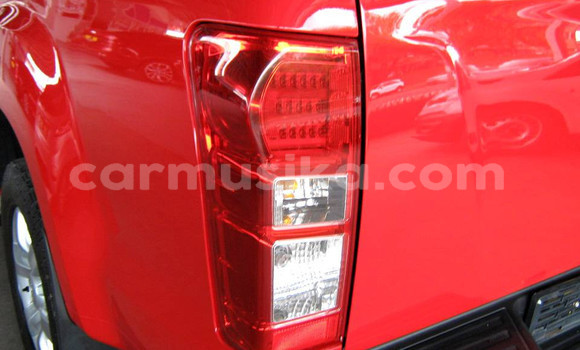 Buy Used Isuzu KB Red Car in Beitbridge in Matabeleland South Buy Used Isuzu KB Red Car in Beitbridge in Matabeleland South