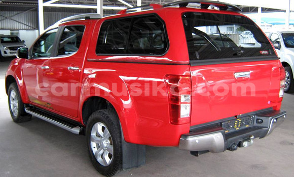 Buy Used Isuzu KB Red Car in Beitbridge in Matabeleland South Buy Used Isuzu KB Red Car in Beitbridge in Matabeleland South