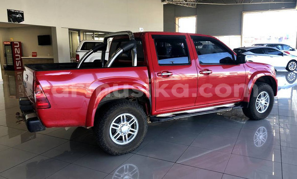 Buy Used Isuzu KB Red Car in Beitbridge in Matabeleland South Buy Used Isuzu KB Red Car in Beitbridge in Matabeleland South