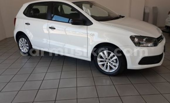 Buy Used Volkswagen Polo White Car in Beitbridge in Matabeleland South