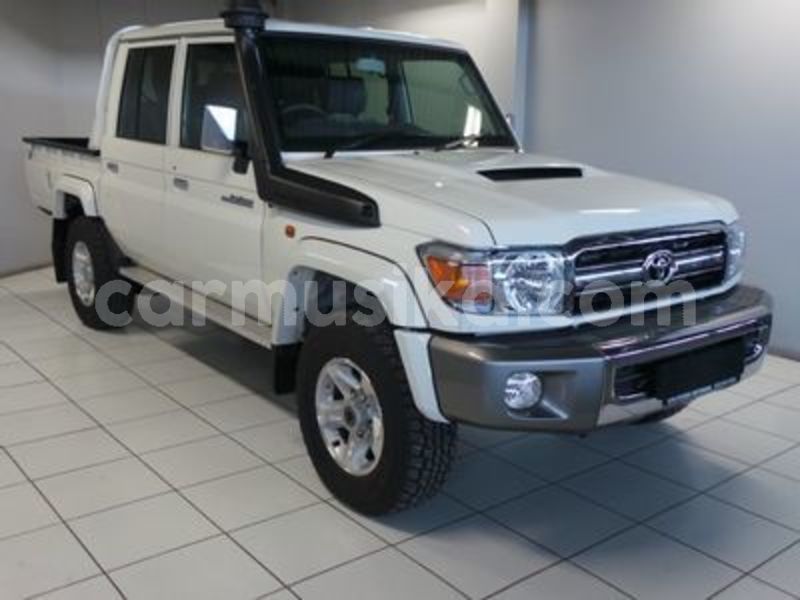 Big with watermark toyota land cruiser matabeleland south beitbridge 22847