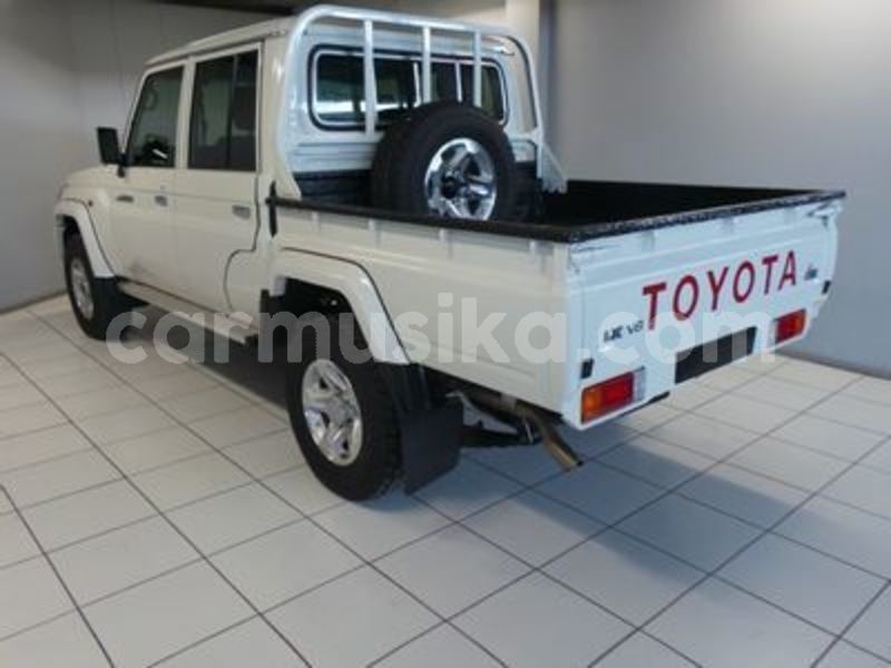 Big with watermark toyota land cruiser matabeleland south beitbridge 22847