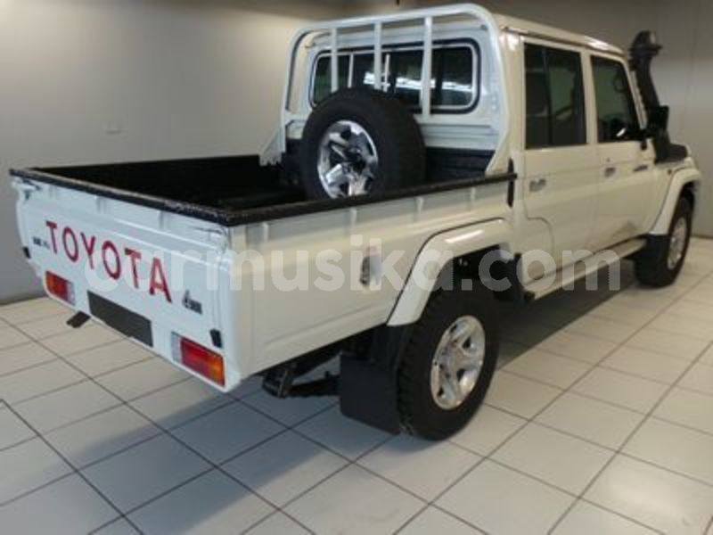 Big with watermark toyota land cruiser matabeleland south beitbridge 22847