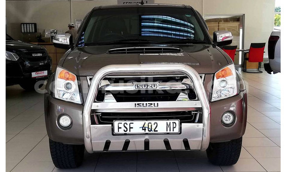 Acheter Occasion Voiture Isuzu KB Autre à Beitbridge, Matabeleland South Acheter Occasion Voiture Isuzu KB Autre à Beitbridge, Matabeleland South