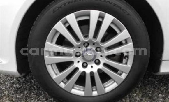 Acheter Occasion Voiture Mercedes-Benz C-Classe Blanc à Beitbridge, Matabeleland South Acheter Occasion Voiture Mercedes-Benz C-Classe Blanc à Beitbridge, Matabeleland South