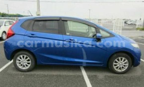 Nunua Ilio tumika Honda Fit Bluu Gari ndani ya Beitbridge nchini Matabeleland Kusini Nunua Ilio tumika Honda Fit Bluu Gari ndani ya Beitbridge nchini Matabeleland Kusini