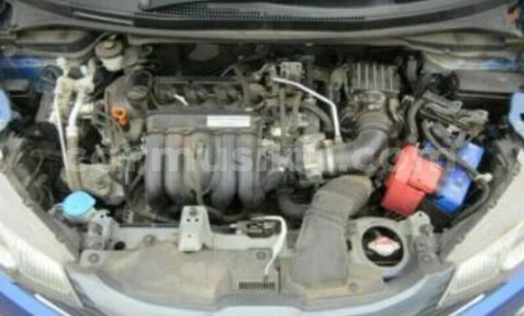 Nunua Ilio tumika Honda Fit Bluu Gari ndani ya Beitbridge nchini Matabeleland Kusini Nunua Ilio tumika Honda Fit Bluu Gari ndani ya Beitbridge nchini Matabeleland Kusini