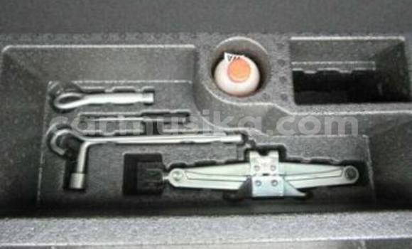 Nunua Ilio tumika Honda Fit Bluu Gari ndani ya Beitbridge nchini Matabeleland Kusini Nunua Ilio tumika Honda Fit Bluu Gari ndani ya Beitbridge nchini Matabeleland Kusini