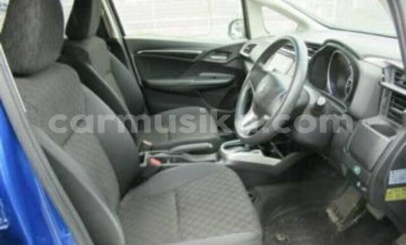 Nunua Ilio tumika Honda Fit Bluu Gari ndani ya Beitbridge nchini Matabeleland Kusini Nunua Ilio tumika Honda Fit Bluu Gari ndani ya Beitbridge nchini Matabeleland Kusini