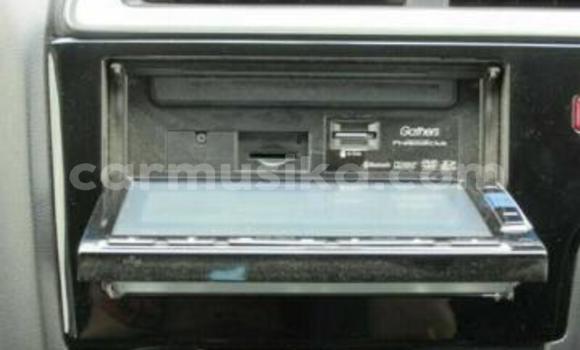 Nunua Ilio tumika Honda Fit Bluu Gari ndani ya Beitbridge nchini Matabeleland Kusini Nunua Ilio tumika Honda Fit Bluu Gari ndani ya Beitbridge nchini Matabeleland Kusini