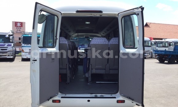 Tenga Tsaru Toyota Coaster Zvimwe Mota in Beitbridge in Matabeleland South Tenga Tsaru Toyota Coaster Zvimwe Mota in Beitbridge in Matabeleland South