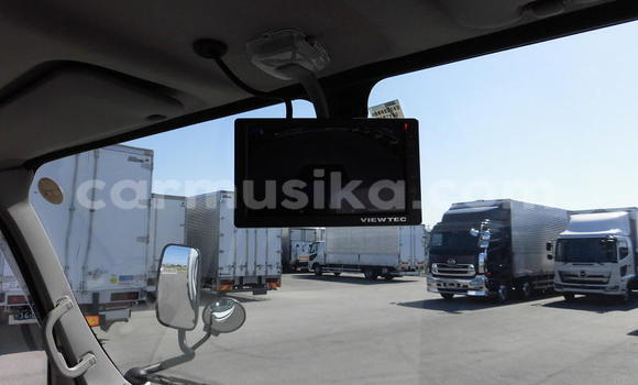 Buy Used Toyota Dyna White Truck in Beitbridge in Matabeleland South Buy Used Toyota Dyna White Truck in Beitbridge in Matabeleland South