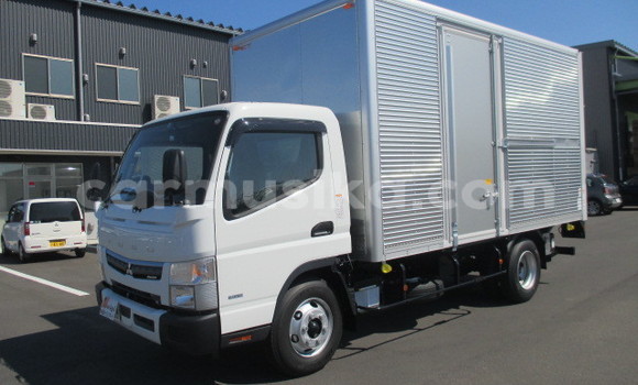 Nunua Ilio tumika Mitsubishi Fuso Nyingine Lori ndani ya Beitbridge nchini Matabeleland Kusini