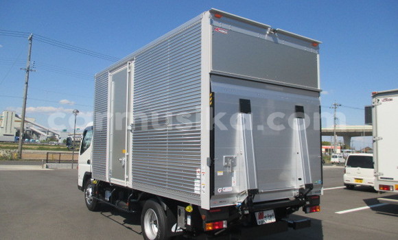 Buy Used Mitsubishi Fuso Other Truck in Beitbridge in Matabeleland South Buy Used Mitsubishi Fuso Other Truck in Beitbridge in Matabeleland South