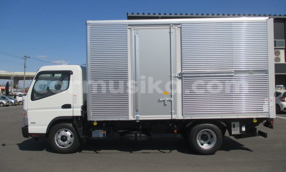 Buy Used Mitsubishi Fuso Other Truck in Beitbridge in Matabeleland South Buy Used Mitsubishi Fuso Other Truck in Beitbridge in Matabeleland South