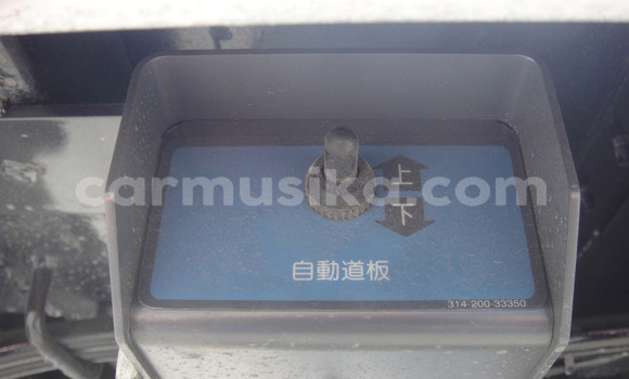 Buy Used Hino Ranger White Truck in Beitbridge in Matabeleland South Buy Used Hino Ranger White Truck in Beitbridge in Matabeleland South