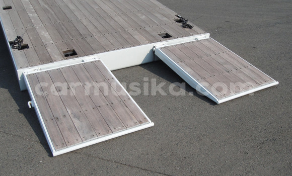 Buy Used Hino Ranger White Truck in Beitbridge in Matabeleland South Buy Used Hino Ranger White Truck in Beitbridge in Matabeleland South