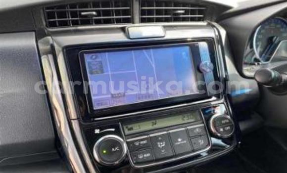 Buy Used Toyota Axio Blue Car in Beitbridge in Matabeleland South Buy Used Toyota Axio Blue Car in Beitbridge in Matabeleland South