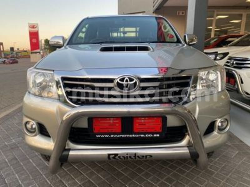 Big with watermark toyota hilux matabeleland south beitbridge 22870