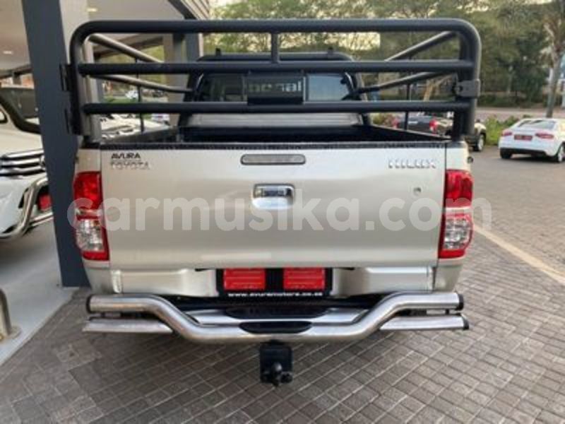 Big with watermark toyota hilux matabeleland south beitbridge 22870