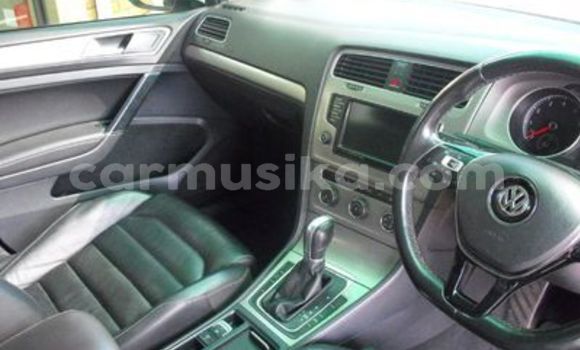 Acheter Occasion Voiture Volkswagen Golf Blanc à Beitbridge, Matabeleland South Acheter Occasion Voiture Volkswagen Golf Blanc à Beitbridge, Matabeleland South