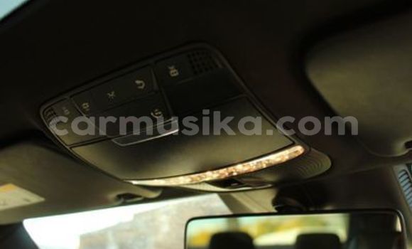 Acheter Occasion Voiture Mercedes-Benz C-Classe Blanc à Beitbridge, Matabeleland South Acheter Occasion Voiture Mercedes-Benz C-Classe Blanc à Beitbridge, Matabeleland South