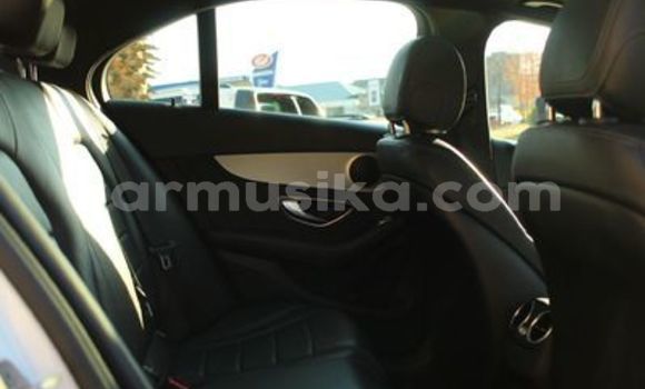 Acheter Occasion Voiture Mercedes-Benz C-Classe Blanc à Beitbridge, Matabeleland South Acheter Occasion Voiture Mercedes-Benz C-Classe Blanc à Beitbridge, Matabeleland South