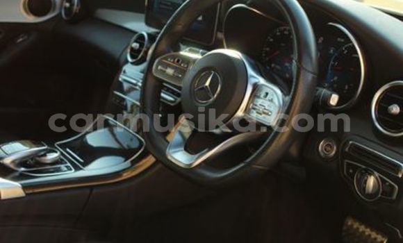 Acheter Occasion Voiture Mercedes-Benz C-Classe Blanc à Beitbridge, Matabeleland South Acheter Occasion Voiture Mercedes-Benz C-Classe Blanc à Beitbridge, Matabeleland South