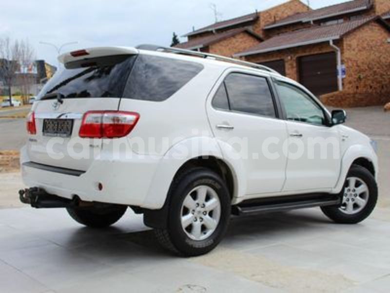 Big with watermark toyota fortuner matabeleland south beitbridge 22882