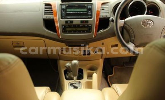 Tenga Tsaru Toyota Fortuner Chena Mota in Beitbridge in Matabeleland South Tenga Tsaru Toyota Fortuner Chena Mota in Beitbridge in Matabeleland South