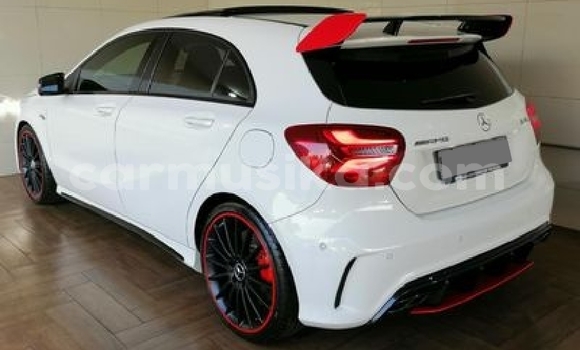 Acheter Occasion Voiture Mercedes‒Benz A-klasse AMG Blanc à Beitbridge, Matabeleland South Acheter Occasion Voiture Mercedes‒Benz A-klasse AMG Blanc à Beitbridge, Matabeleland South