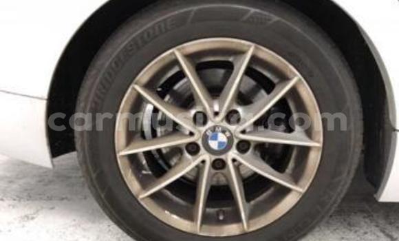 Acheter Occasion Voiture BMW 3–Series Gris à Beitbridge, Matabeleland South Acheter Occasion Voiture BMW 3–Series Gris à Beitbridge, Matabeleland South