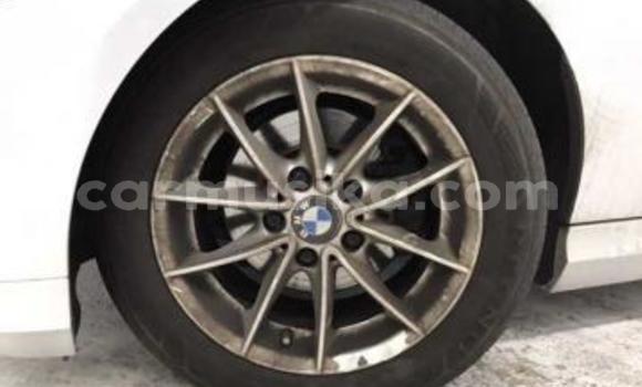 Acheter Occasion Voiture BMW 3–Series Gris à Beitbridge, Matabeleland South Acheter Occasion Voiture BMW 3–Series Gris à Beitbridge, Matabeleland South