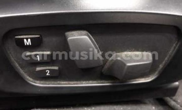 Acheter Occasion Voiture BMW 3–Series Gris à Beitbridge, Matabeleland South Acheter Occasion Voiture BMW 3–Series Gris à Beitbridge, Matabeleland South