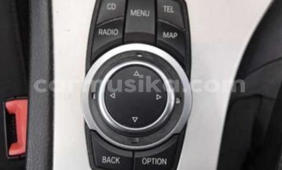 Acheter Occasion Voiture BMW 3–Series Gris à Beitbridge, Matabeleland South Acheter Occasion Voiture BMW 3–Series Gris à Beitbridge, Matabeleland South